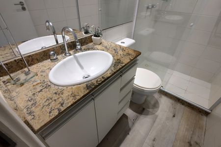 Apartamento à venda com 62m², 2 quartos e 1 vaga Apartamento à venda com 62m², 2 quartos e 1 vagaBanheiro Social