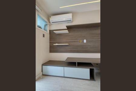 Apartamento à venda com 62m², 2 quartos e 1 vagaSala