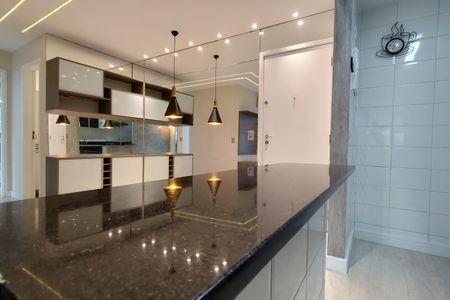 Apartamento à venda com 62m², 2 quartos e 1 vaga Apartamento à venda com 62m², 2 quartos e 1 vagaCozinha - Armários