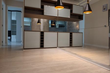 Apartamento à venda com 62m², 2 quartos e 1 vaga Apartamento à venda com 62m², 2 quartos e 1 vagaSala