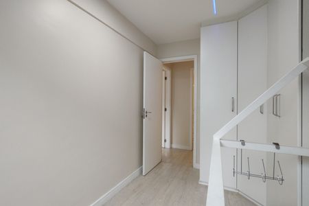 Apartamento à venda com 62m², 2 quartos e 1 vaga Apartamento à venda com 62m², 2 quartos e 1 vagaQuarto 2 - Armários