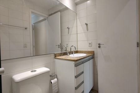 Apartamento à venda com 62m², 2 quartos e 1 vaga Apartamento à venda com 62m², 2 quartos e 1 vagaBanheiro da Suíte