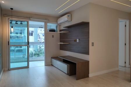 Apartamento à venda com 62m², 2 quartos e 1 vaga Apartamento à venda com 62m², 2 quartos e 1 vagaSala