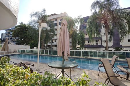 Apartamento à venda com 62m², 2 quartos e 1 vaga Apartamento à venda com 62m², 2 quartos e 1 vagaÁrea comum - Piscina