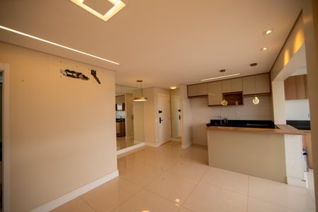 Sala_Cozinha Cojugada de apartamento para alugar com 1 quarto, 48m² em Alphaville Empresarial, Barueri