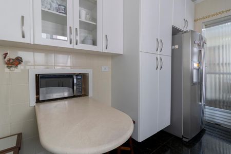 Apartamento à venda com 220m², 4 quartos e 2 vagasCozinha