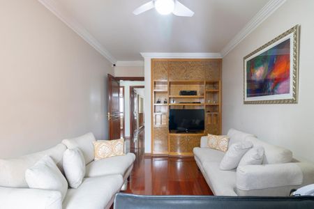 Apartamento à venda com 220m², 4 quartos e 2 vagasQuarto 4