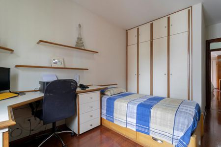 Apartamento à venda com 220m², 4 quartos e 2 vagasQuarto 3