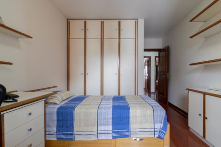 Apartamento à venda com 220m², 4 quartos e 2 vagasQuarto 3