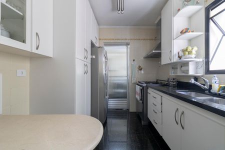 Apartamento à venda com 220m², 4 quartos e 2 vagasCozinha