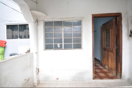 Casa à venda com 56m², 3 quartos e 1 vagaHall de entrada