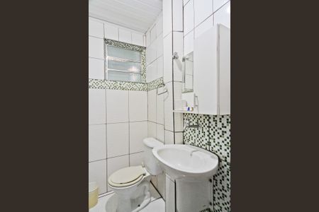 Banheiro de casa para alugar com 1 quarto, 35m² em Jardim Paulistano (zona Norte), São Paulo