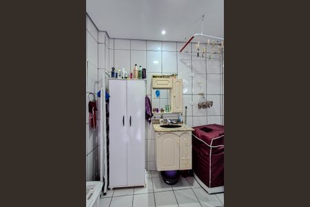 Apartamento à venda com 51m², 2 quartos e sem vaga Apartamento à venda com 51m², 2 quartos e sem vagaBanheiro