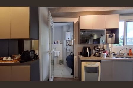 Apartamento à venda com 135m², 2 quartos e 2 vagas Apartamento à venda com 135m², 2 quartos e 2 vagasCozinha