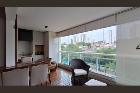 Apartamento à venda com 135m², 2 quartos e 2 vagas Apartamento à venda com 135m², 2 quartos e 2 vagasvaranda