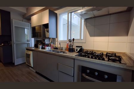 Apartamento à venda com 135m², 2 quartos e 2 vagas Apartamento à venda com 135m², 2 quartos e 2 vagasCozinha