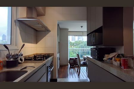 Apartamento à venda com 135m², 2 quartos e 2 vagas Apartamento à venda com 135m², 2 quartos e 2 vagasCozinha