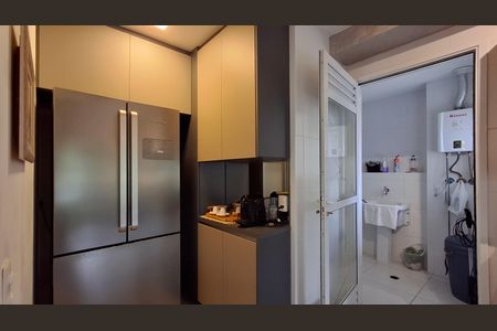 Apartamento à venda com 135m², 2 quartos e 2 vagasCozinha