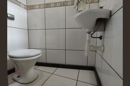 Casa à venda com 315m², 3 quartos e 2 vagas Casa à venda com 315m², 3 quartos e 2 vagasBanheiro - torneira