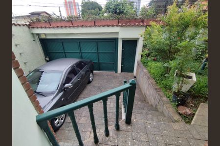Casa à venda com 315m², 3 quartos e 2 vagas Casa à venda com 315m², 3 quartos e 2 vagasEntrada