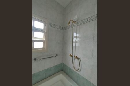 Casa à venda com 315m², 3 quartos e 2 vagas Casa à venda com 315m², 3 quartos e 2 vagasBanheiro - torneira