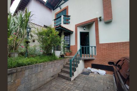 Casa à venda com 315m², 3 quartos e 2 vagas Casa à venda com 315m², 3 quartos e 2 vagasQuintal