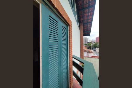 Casa à venda com 315m², 3 quartos e 2 vagas Casa à venda com 315m², 3 quartos e 2 vagasVaranda da Suíte