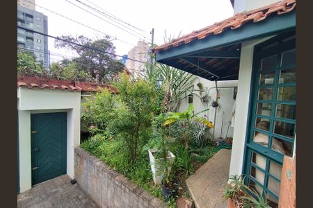 Casa à venda com 315m², 3 quartos e 2 vagas Casa à venda com 315m², 3 quartos e 2 vagasJardim