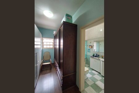 Casa à venda com 315m², 3 quartos e 2 vagas Casa à venda com 315m², 3 quartos e 2 vagasSuíte