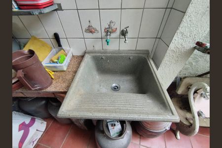 Casa à venda com 315m², 3 quartos e 2 vagas Casa à venda com 315m², 3 quartos e 2 vagasÁrea de Serviço