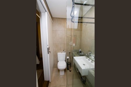 Apartamento à venda com 67m², 2 quartos e 2 vagasBanheiro da Suíte 2