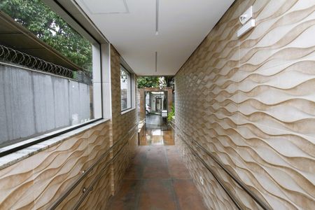 Apartamento à venda com 67m², 2 quartos e 2 vagasHall