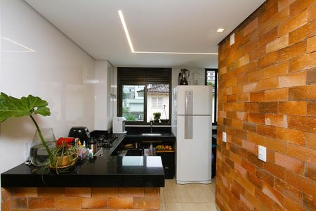 Apartamento à venda com 67m², 2 quartos e 2 vagasCozinha