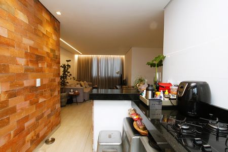 Apartamento à venda com 67m², 2 quartos e 2 vagasCozinha