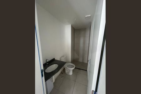 Banheiro de apartamento à venda com 2 quartos, 47m² em Vila Prudente, São Paulo