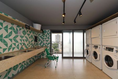 Apartamento para alugar com 34m², 1 quarto e sem vagaÁrea Comum - Lavanderia