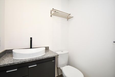 Studio para alugar com 34m², 1 quarto e sem vagaBanheiro da Suíte