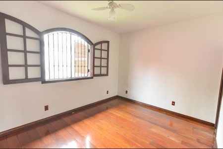 Casa para alugar com 246m², 5 quartos e 4 vagasSuíte