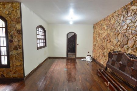 Casa para alugar com 246m², 5 quartos e 4 vagasSala 1