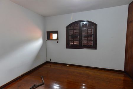 Casa para alugar com 246m², 5 quartos e 4 vagasQuarto 3