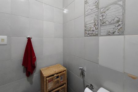 Casa para alugar com 190m², 5 quartos e 4 vagas Casa para alugar com 190m², 5 quartos e 4 vagasBanheiro Suíte