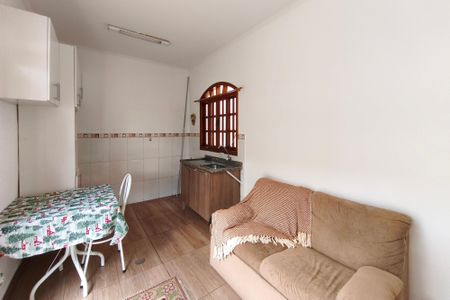 Casa para alugar com 190m², 5 quartos e 4 vagas Casa para alugar com 190m², 5 quartos e 4 vagasCasa 2 - Sala