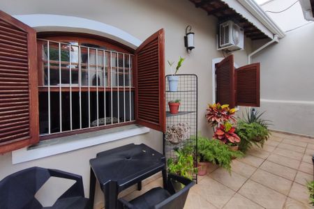 Casa para alugar com 190m², 5 quartos e 4 vagas Casa para alugar com 190m², 5 quartos e 4 vagasQuintal