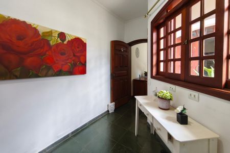 Casa para alugar com 190m², 5 quartos e 4 vagas Casa para alugar com 190m², 5 quartos e 4 vagasCorredor - Quartos