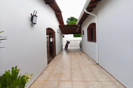 Casa para alugar com 190m², 5 quartos e 4 vagas Casa para alugar com 190m², 5 quartos e 4 vagasQuintal