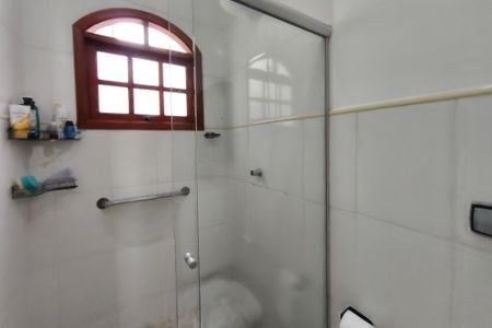 Casa para alugar com 190m², 5 quartos e 4 vagas Casa para alugar com 190m², 5 quartos e 4 vagasCasa 2 - Banheiro