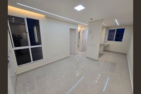 Sala de apartamento para alugar com 2 quartos, 41m² em Centro, Ribeirão das Neves