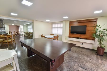 Apartamento à venda com 174m², 4 quartos e 4 vagas Apartamento à venda com 174m², 4 quartos e 4 vagasSala de jogos