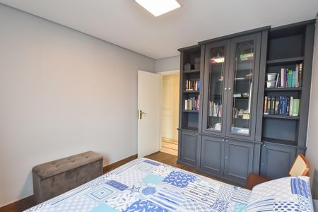 Apartamento à venda com 174m², 4 quartos e 4 vagas Apartamento à venda com 174m², 4 quartos e 4 vagasQuarto 1