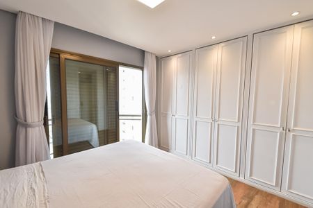 Apartamento à venda com 174m², 4 quartos e 4 vagas Apartamento à venda com 174m², 4 quartos e 4 vagasSuíte 2